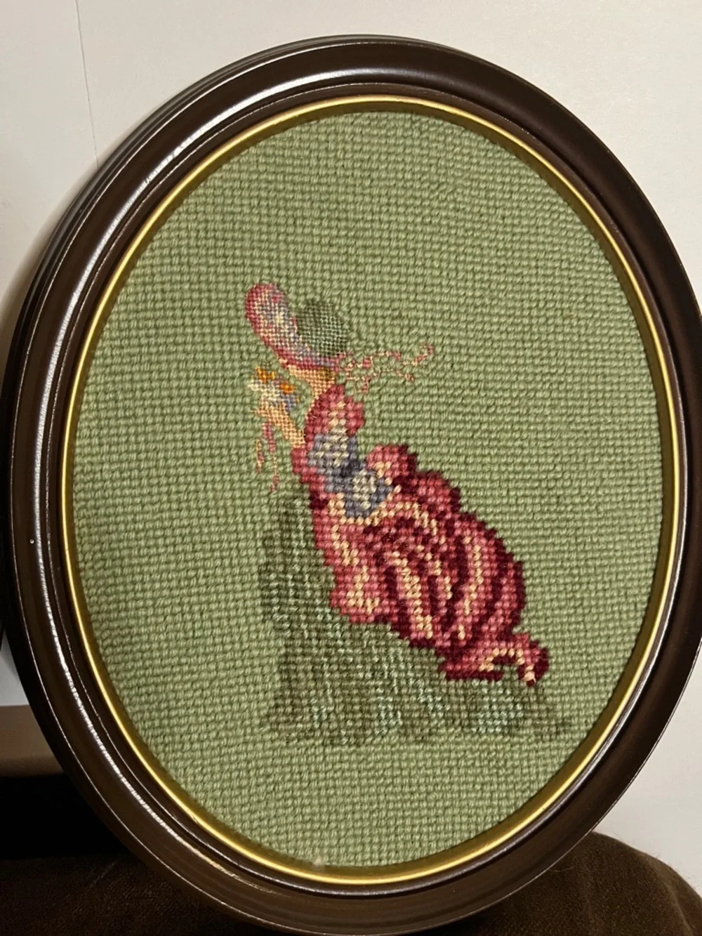 😄Vintage needlepoint oval framed Victorian gentleman lady olive kitschy handmade - Picture 3 of 4
